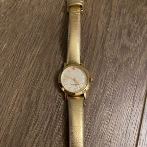 kate spade watch needs a new battery